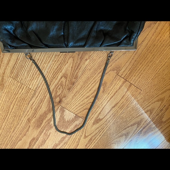 Black Aldo clutch - Picture 4 of 4